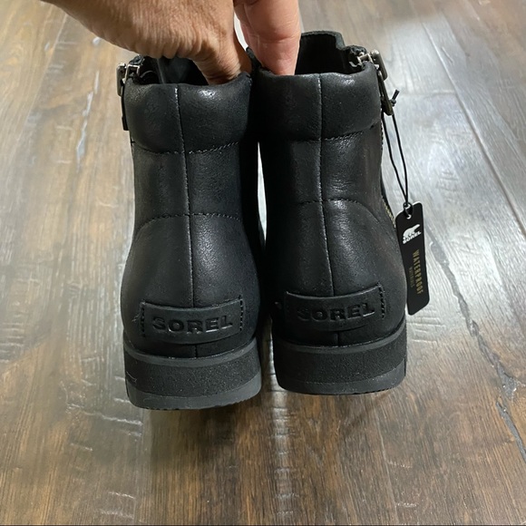 Sorel Harlow Leather Side Zip Bootie Size 8.5 Wmn - Picture 8 of 12